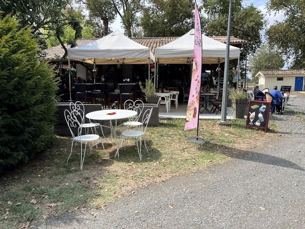 La P'tite Guinguette_Saint-Médard-de-Guizières_slider_image_1