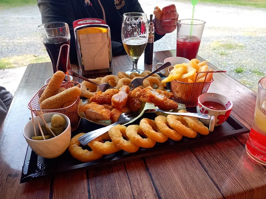 La P'tite Guinguette_Saint-Médard-de-Guizières_slider_image_2