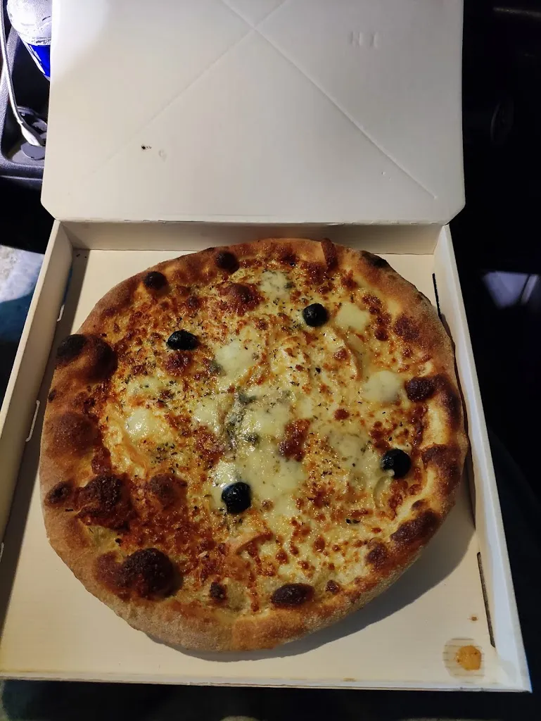 Reggie Bouma_Kiosque Ò PIZZA_Saint-Médard-de-Guizières_review