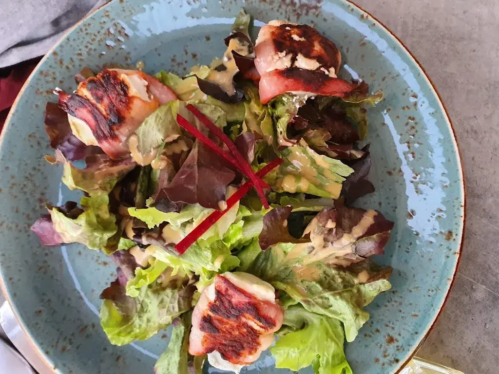 Moza Al Naemi_Le Bistrot du Marin_Saint-Martin-de-Ré_review