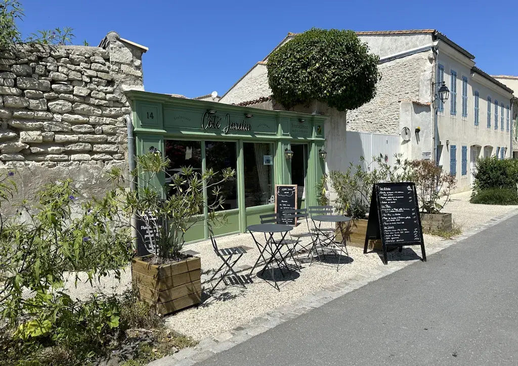 Alexis_Côté Jardin_Saint-Martin-de-Ré_review