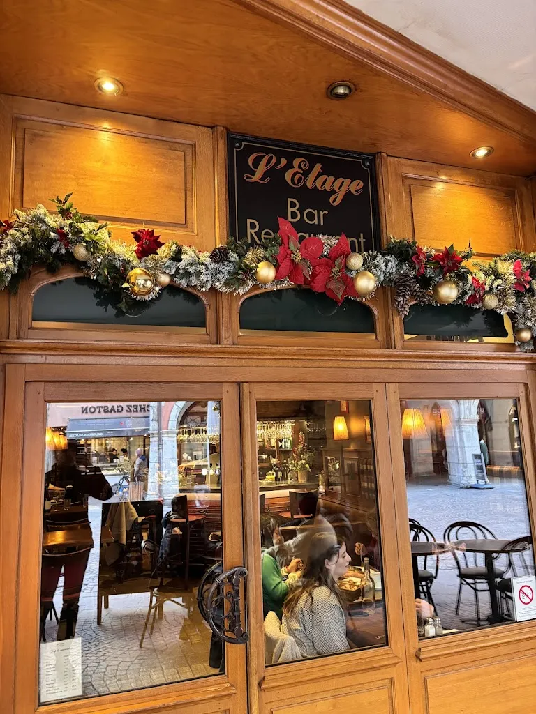 L'Etage_Annecy_slider_image_1