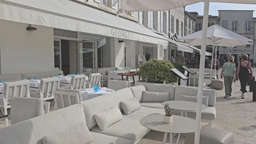 George's & Clarisse_Saint-Martin-de-Ré_slider_image_2