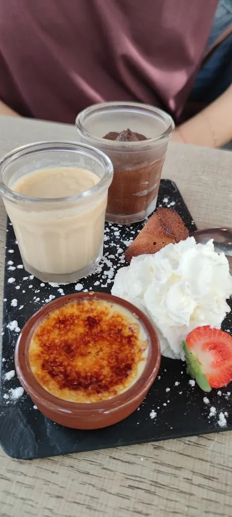 Daniel Ivan_La Corniche St-palais-sur-mer_Saint-Palais-sur-Mer_review