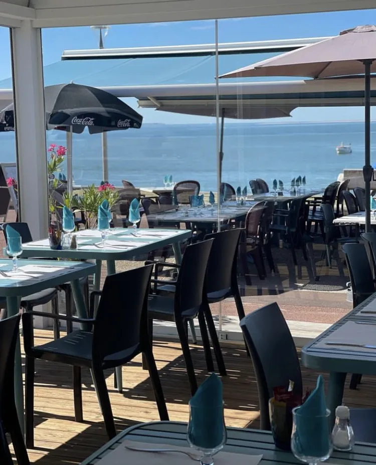 Le bistrot du phare restaurant in Saint-Palais-sur-Mer