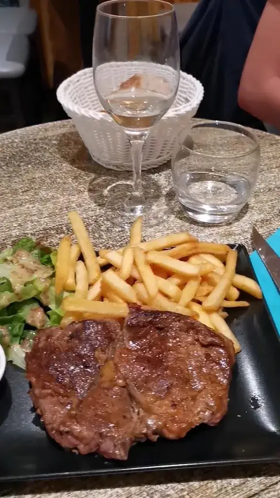 Regaline_Saint-Palais-sur-Mer_slider_image_2