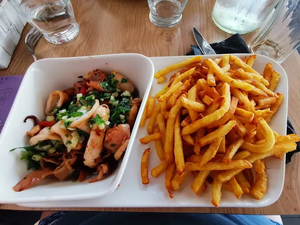 Au Comptoir_Saint-Palais_slider_image_2