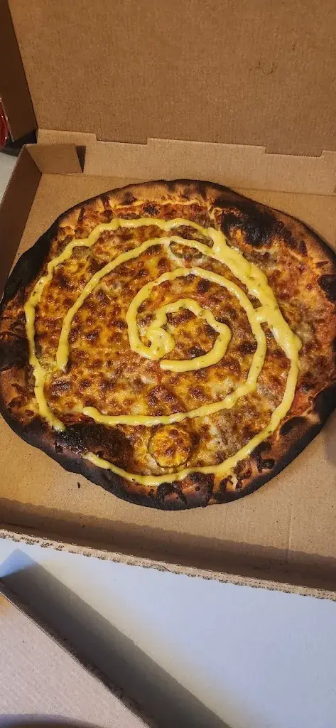 mathis bonneuil_La Pizzeria_Saint-Porchaire_review