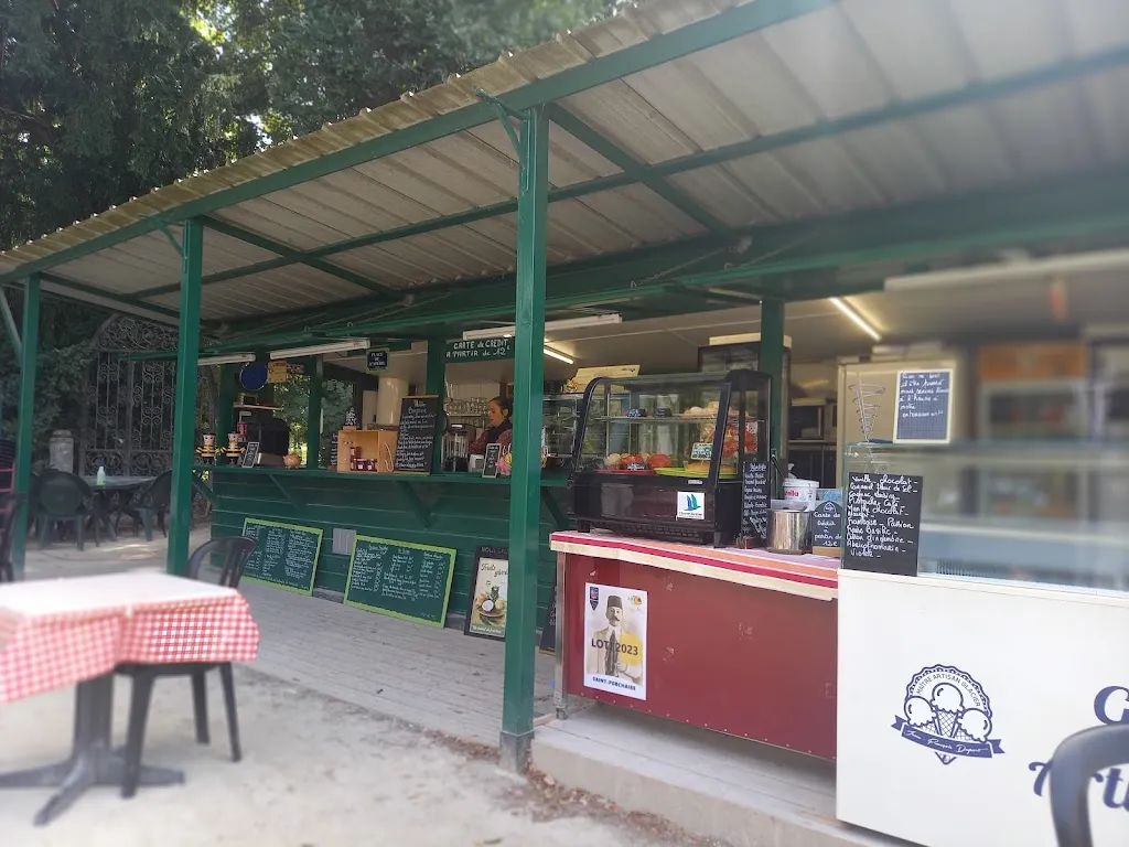 Jean Louis Prud'Homme_Buvette Bridan_Saint-Porchaire_review