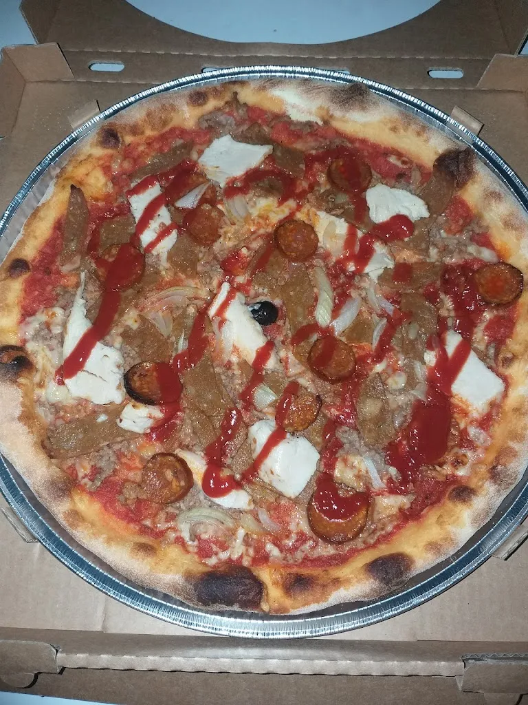 Menu_Pizzas à emporter - Distributeur_Saint-Priest-Taurion_image_2