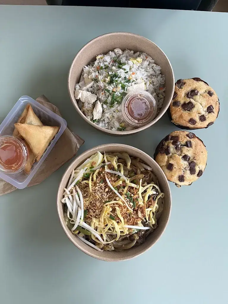 Nelly L_WOK BAÏ MI_Saint-Quentin-de-Baron_review