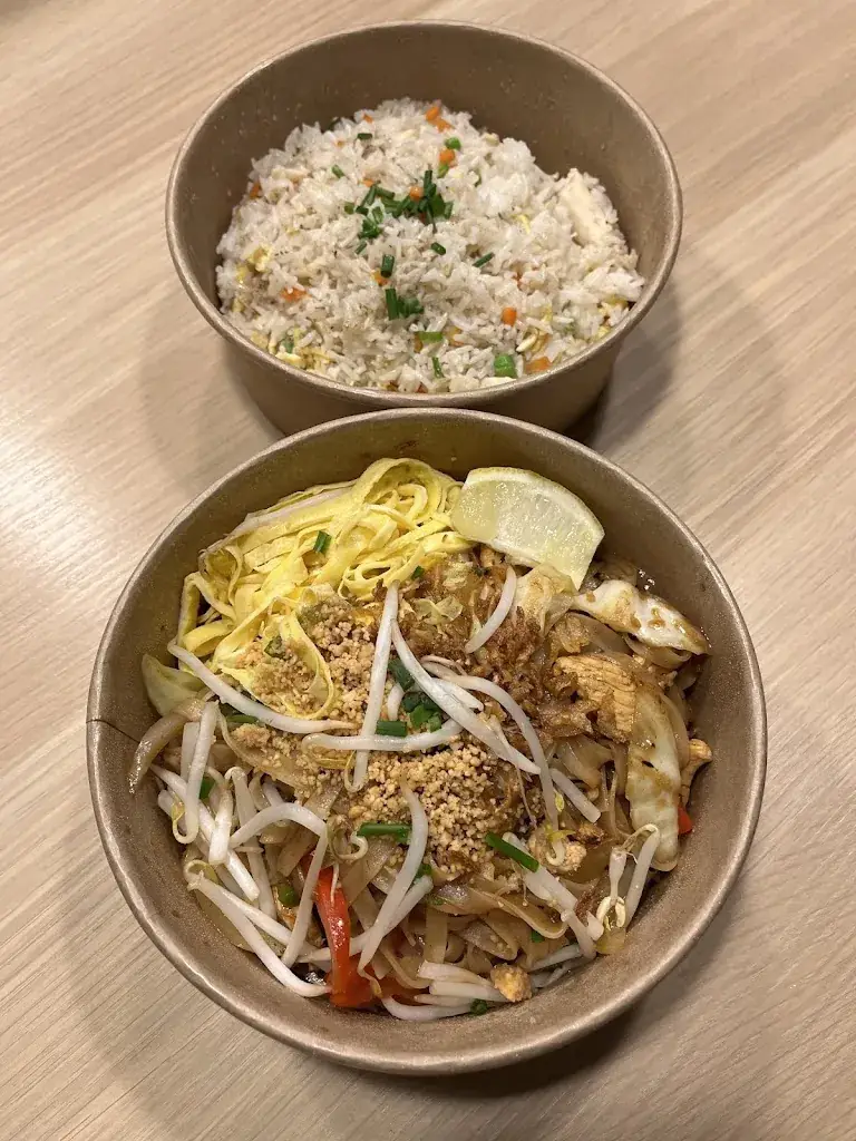 WOK BAÏ MI_Saint-Quentin-de-Baron_slider_image_1