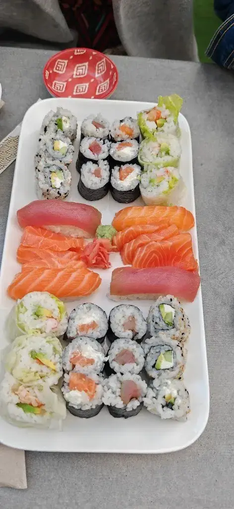 Chon esc_Tato Maki_Rochefoucauld-en-Angoumois_review