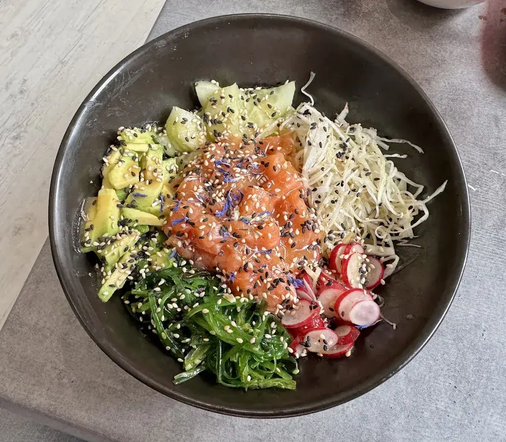 Tato Maki_Rochefoucauld-en-Angoumois_slider_image_3