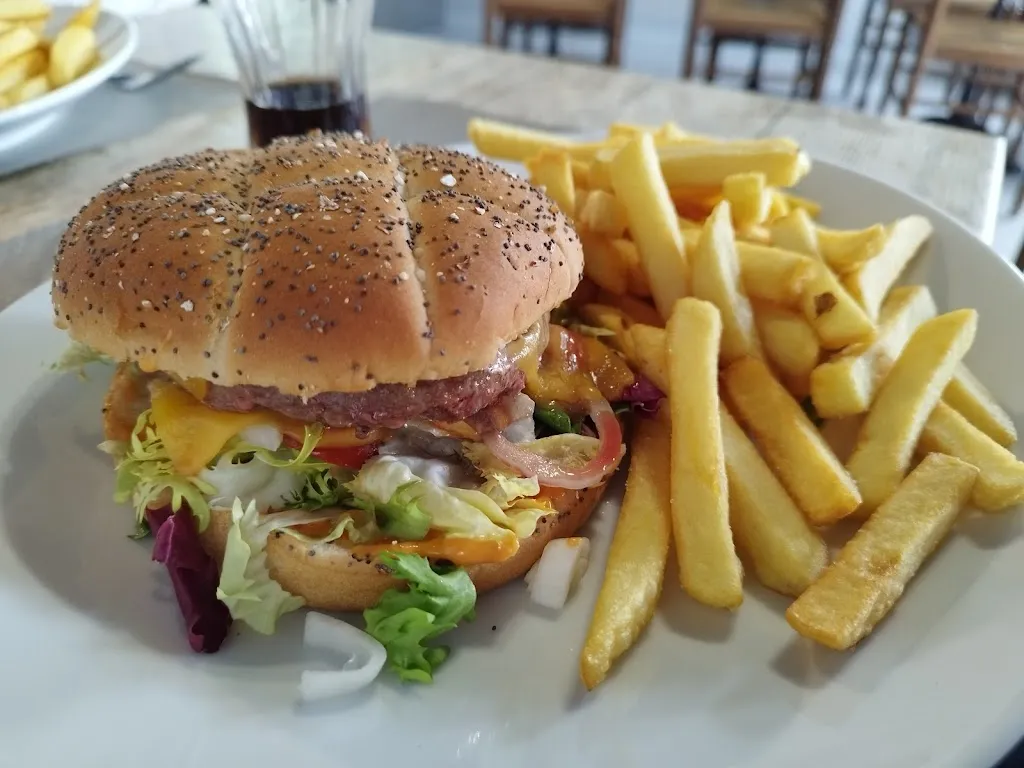 theo hermitte_Biker's Road_Mayet-de-Montagne_review