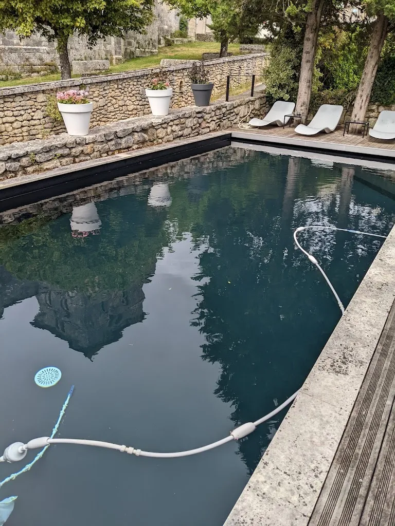 Les Francs Garçons_Saint-Sauvant_slider_image_3