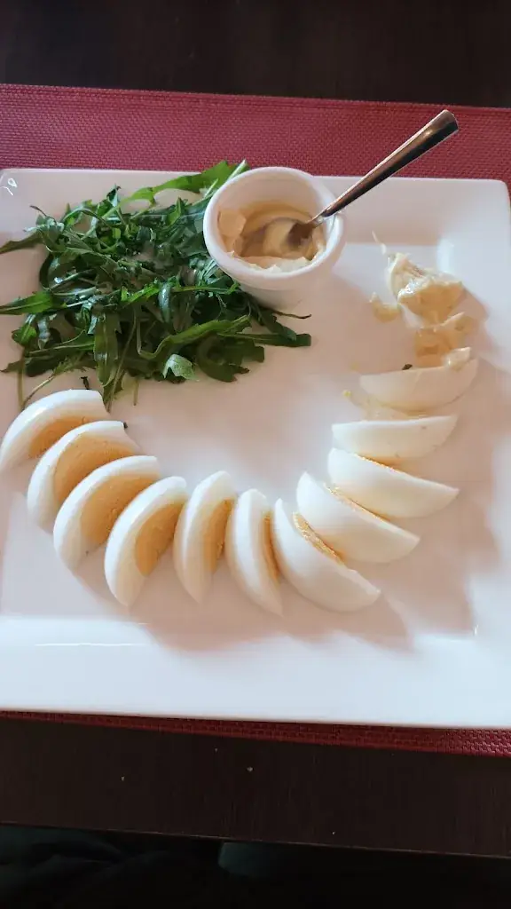 Brahim Karmouche_LE PORTOFINO_Saint-Saturnin_review