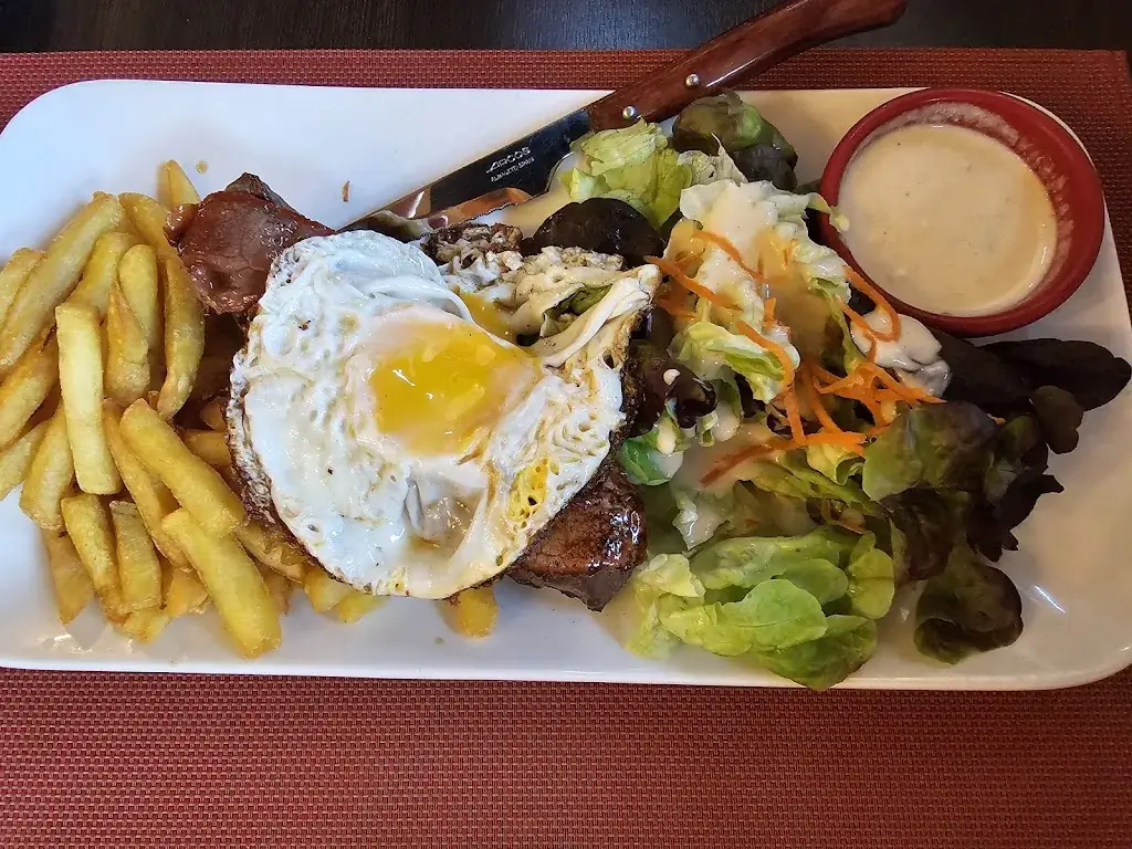 LE PORTOFINO_Saint-Saturnin_slider_image_2