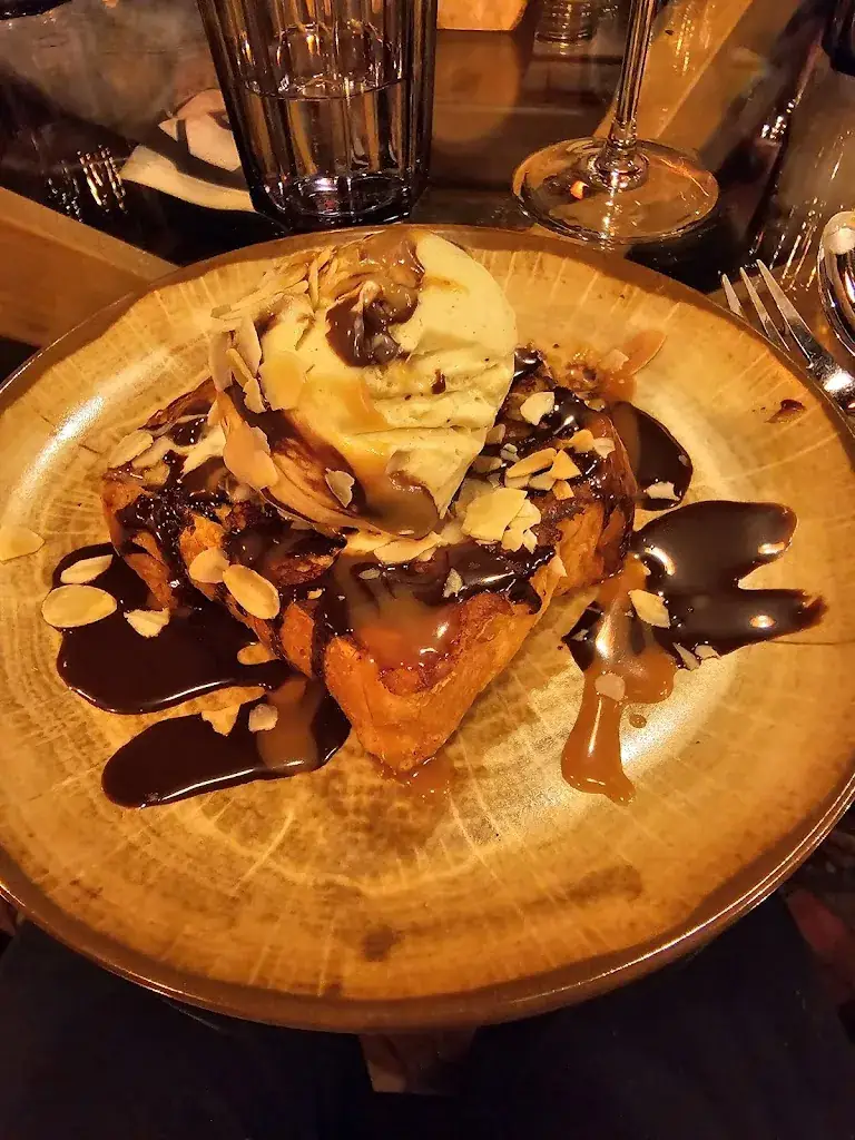 Gaelle Quiniou_La Cabane qui fume_Saint-Saturnin_recensione