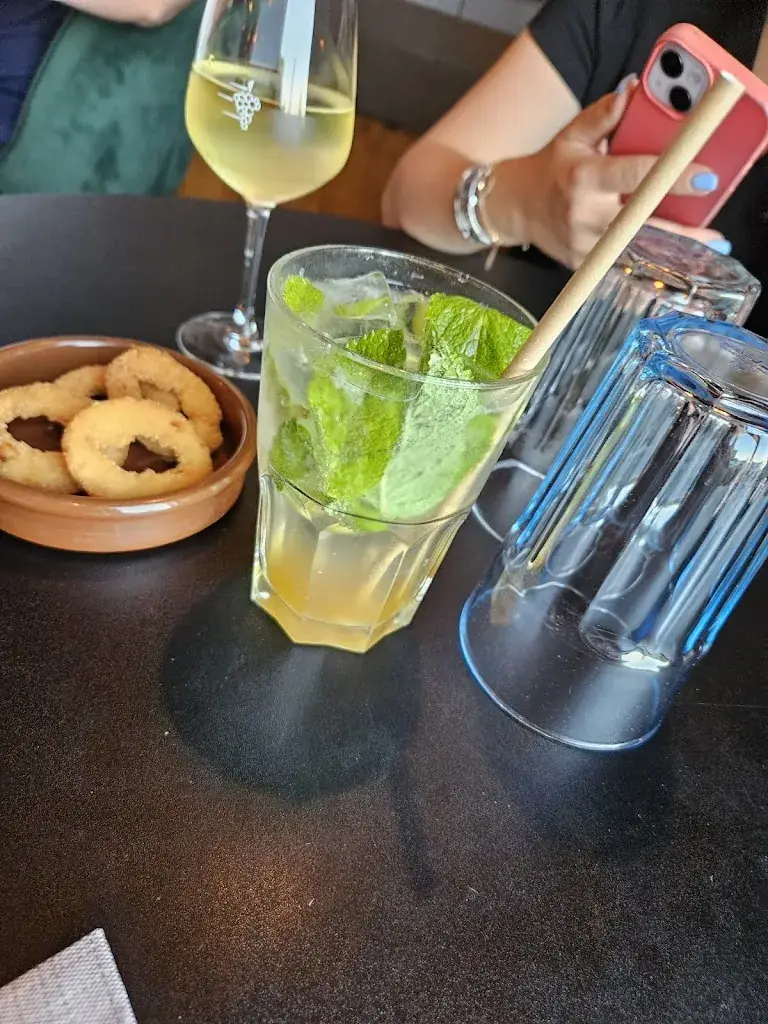 Nicolas Renard_La Cabane qui fume_Saint-Saturnin_recensione