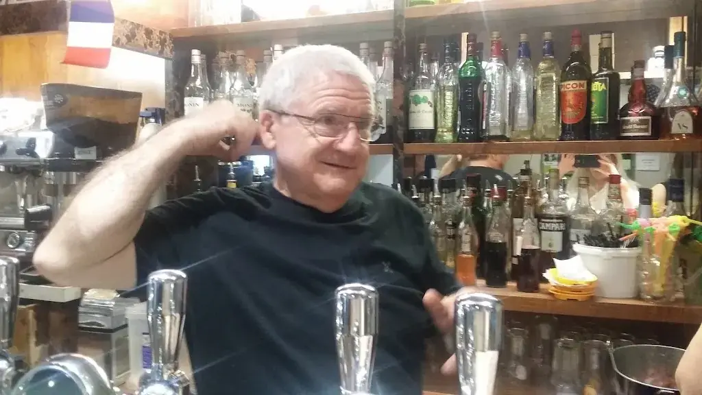 Jan Varley_Café d'orient- Chez les copains_Saint-Saturnin-lès-Avignon_Bewertung