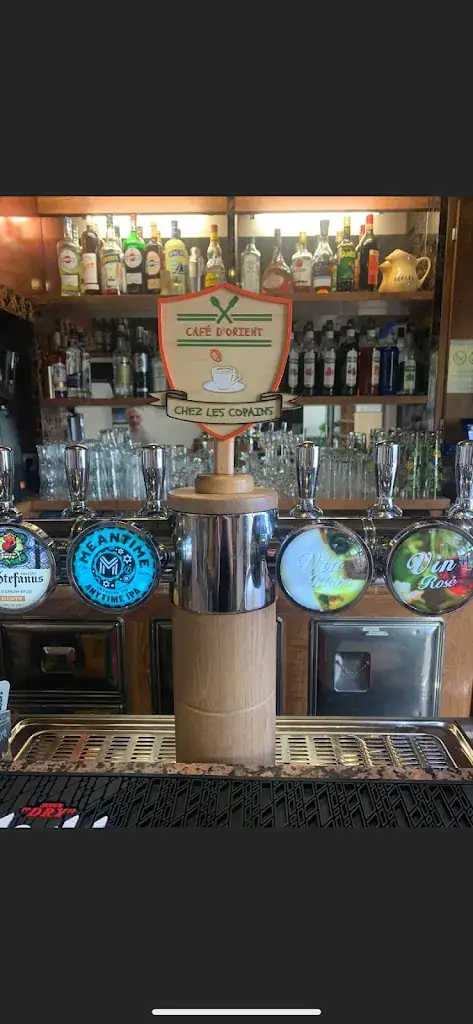 Café d'orient- Chez les copains_Saint-Saturnin-lès-Avignon_slider_image_2