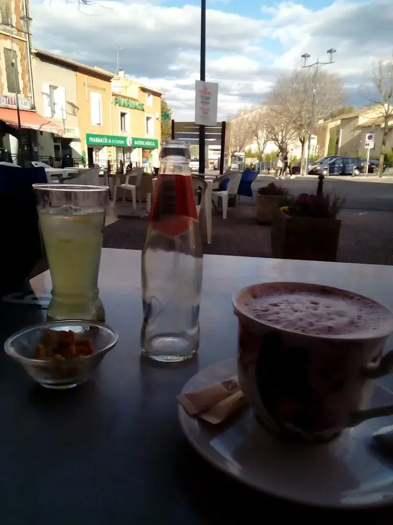 Café d'orient- Chez les copains_Saint-Saturnin-lès-Avignon_slider_image_3