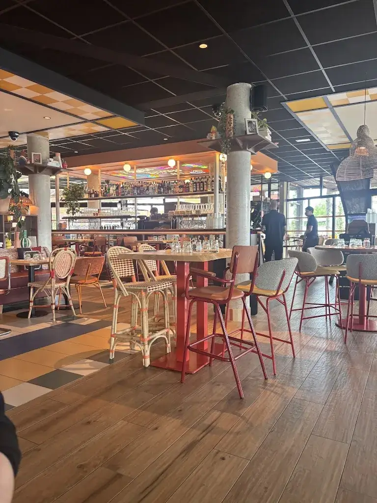 Lu Cmn_La Côte & l'Arête - Le Mans_Saint-Saturnin_review