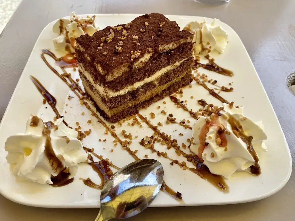 La Galinette Cendrée_Saint-Saturnin-lès-Apt_slider_image_2