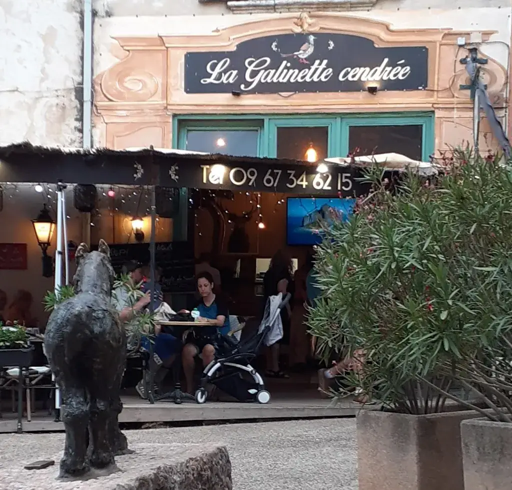 La Galinette Cendrée_Saint-Saturnin-lès-Apt_slider_image_3