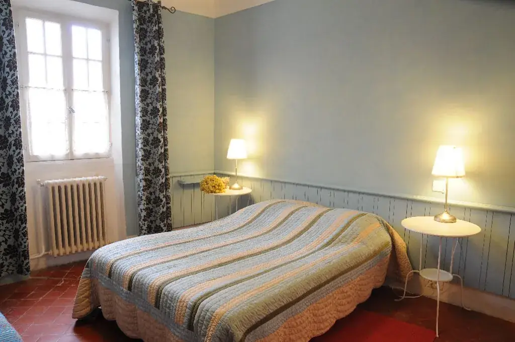 Hôtel Restaurant des Voyageurs_Saint-Saturnin-lès-Apt_slider_image_2