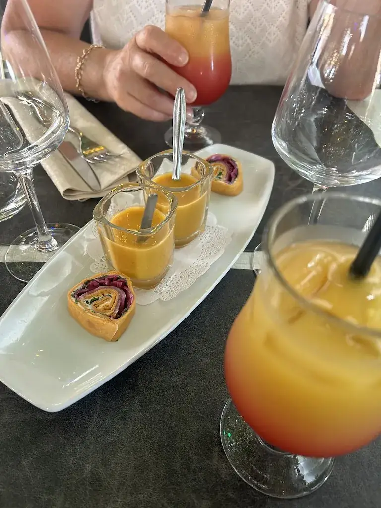 Le Gabarier_Port-d'Envaux_slider_image_3