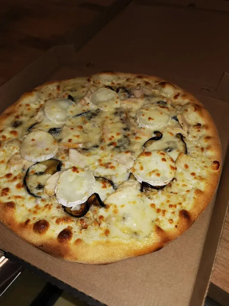 Menu_La Pizz des Augustins_Saint-Savinien_image_8