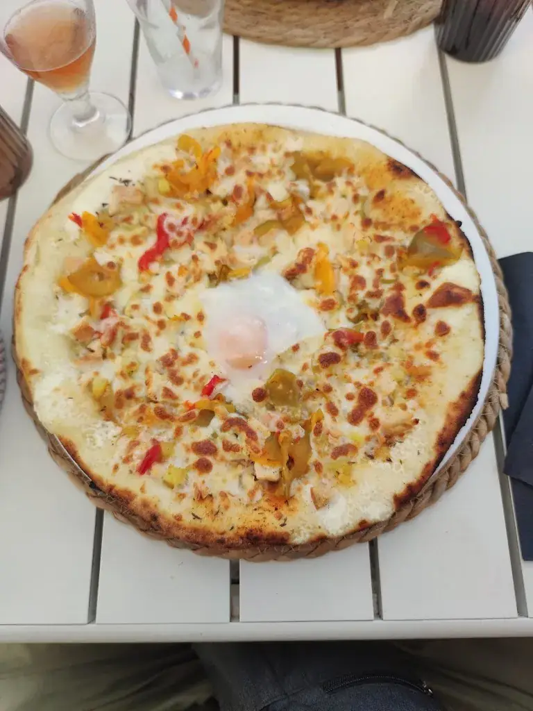 Yoan Legros_La Pizz des Augustins_Saint-Savinien_review