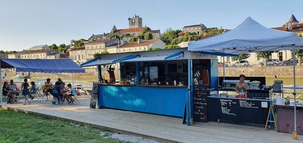 La Cabane restaurant in Mung