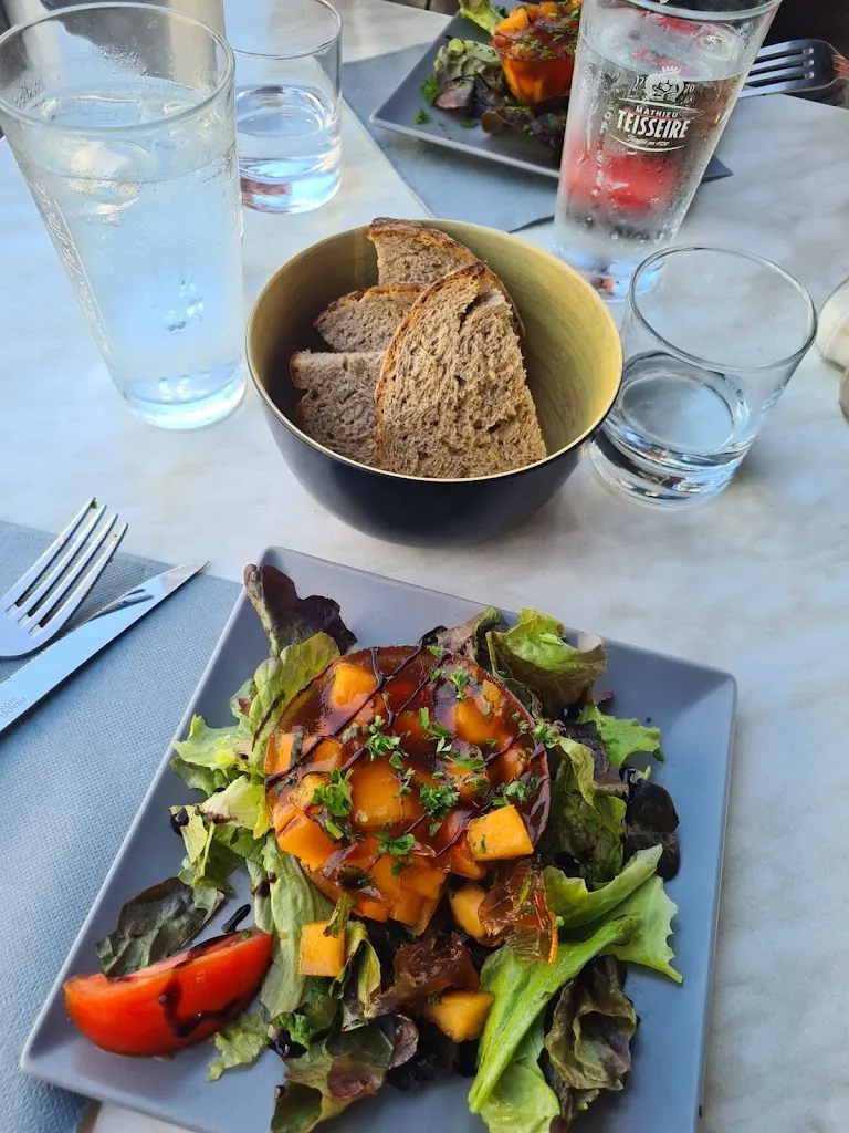 Rob Holmes_Les Fines Goules_Cognac_review