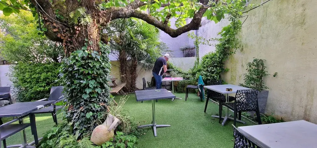 sylvie PRUVOST_La Strada_Saint-Sever_review