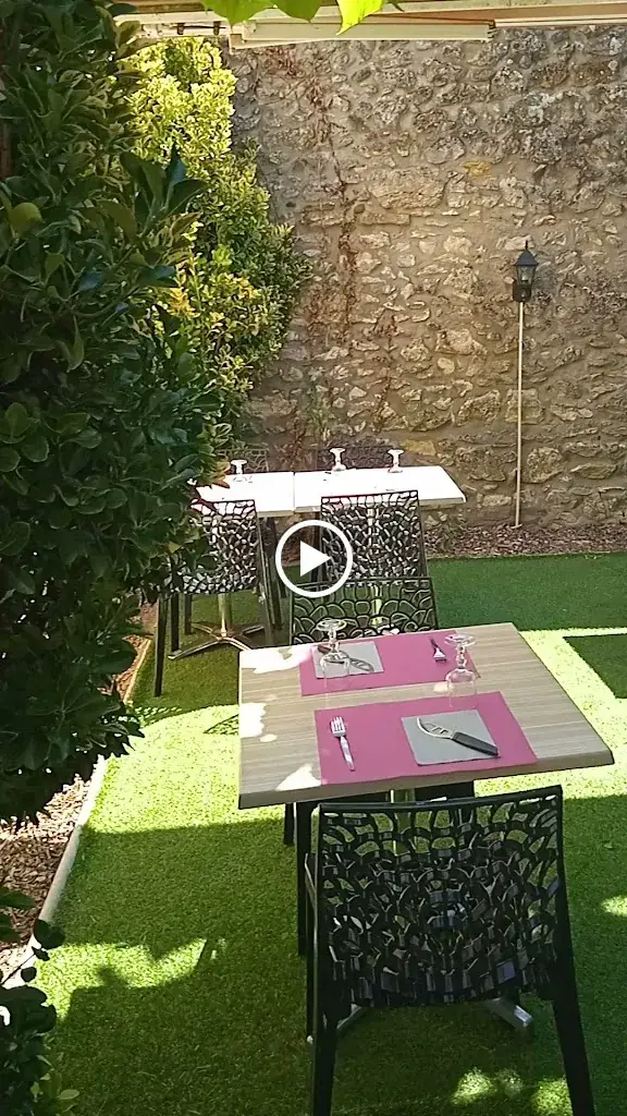 La Strada_Saint-Sever_slider_image_2