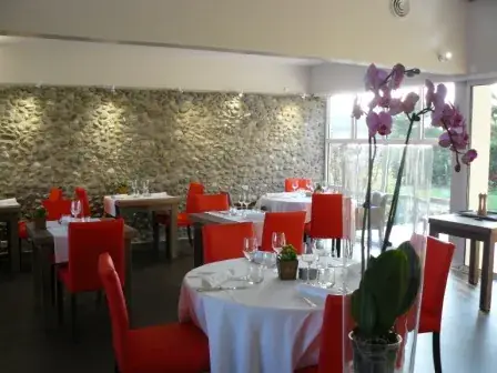 Le Pavillon restaurant in Saint-Sever