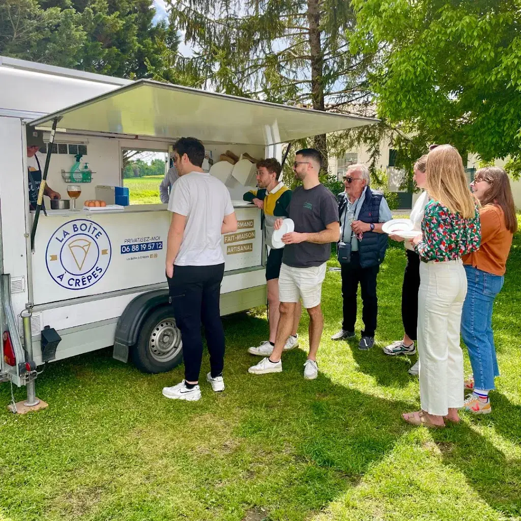 Foodtruck La Boîte à Crêpes_Saint-Sulpice-de-Royan_slider_image_2
