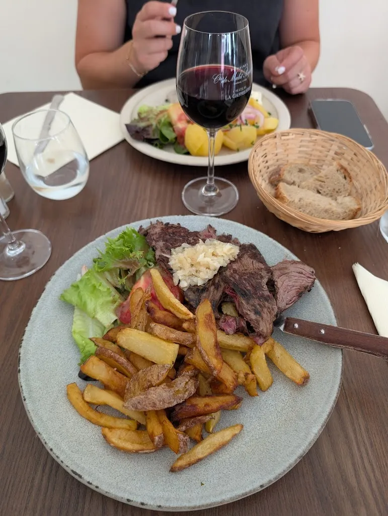 Stefano Moro_LA TABLE DE SAINT SULPICE_Saint-Sulpice-de-Faleyrens_review