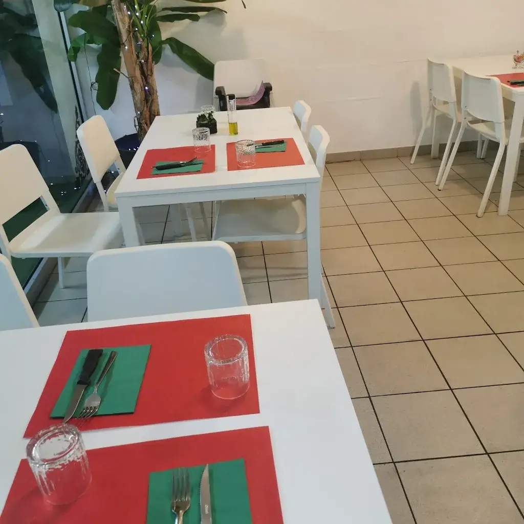 La Trattoria - Pizza Saint Symphorien restaurant in Saint-Symphorien