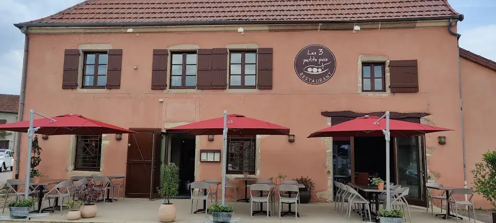 Restaurant Les 3 petits pois_Saint-Symphorien-des-Bois_slider_image_1