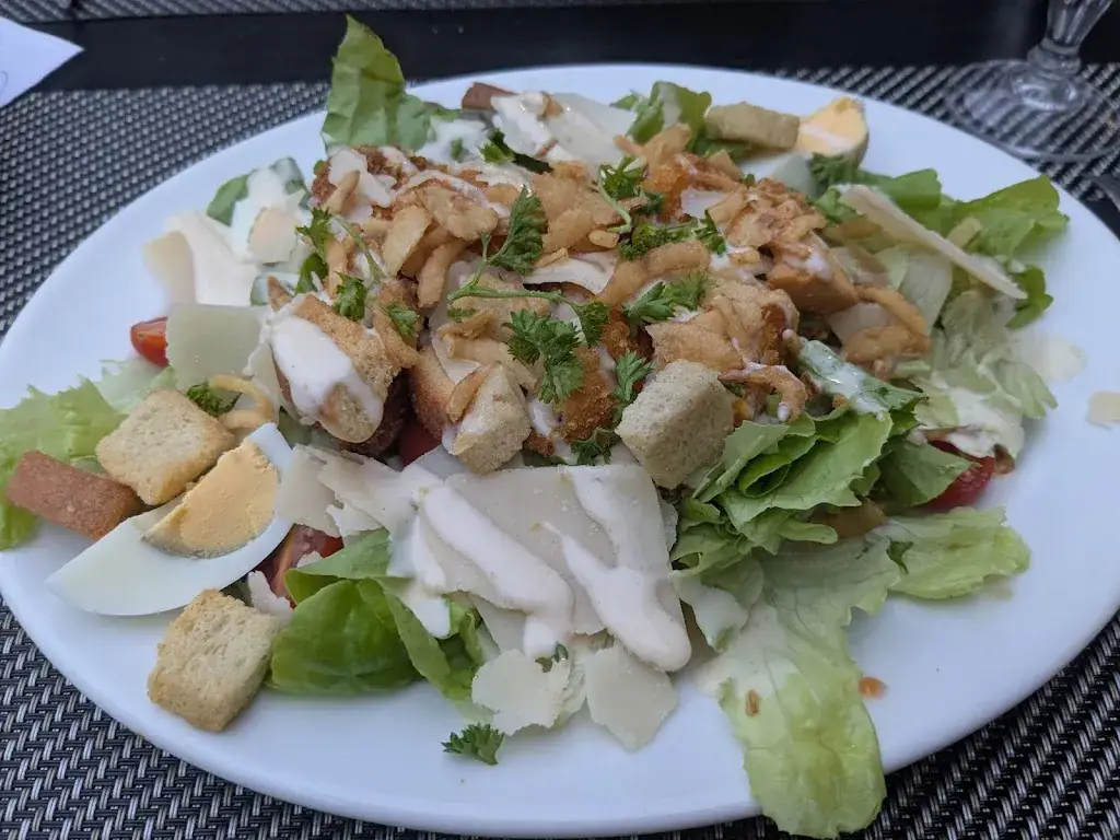 Cécile Queudot_Le Buffet du Lot_Saint-Sylvestre-sur-Lot_review
