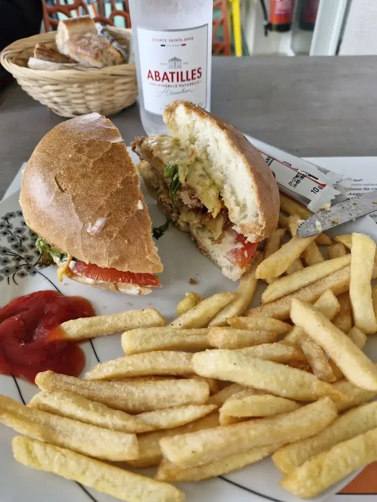 Melanie Morrien_chez dudu_Saint-Vivien-de-Médoc_review