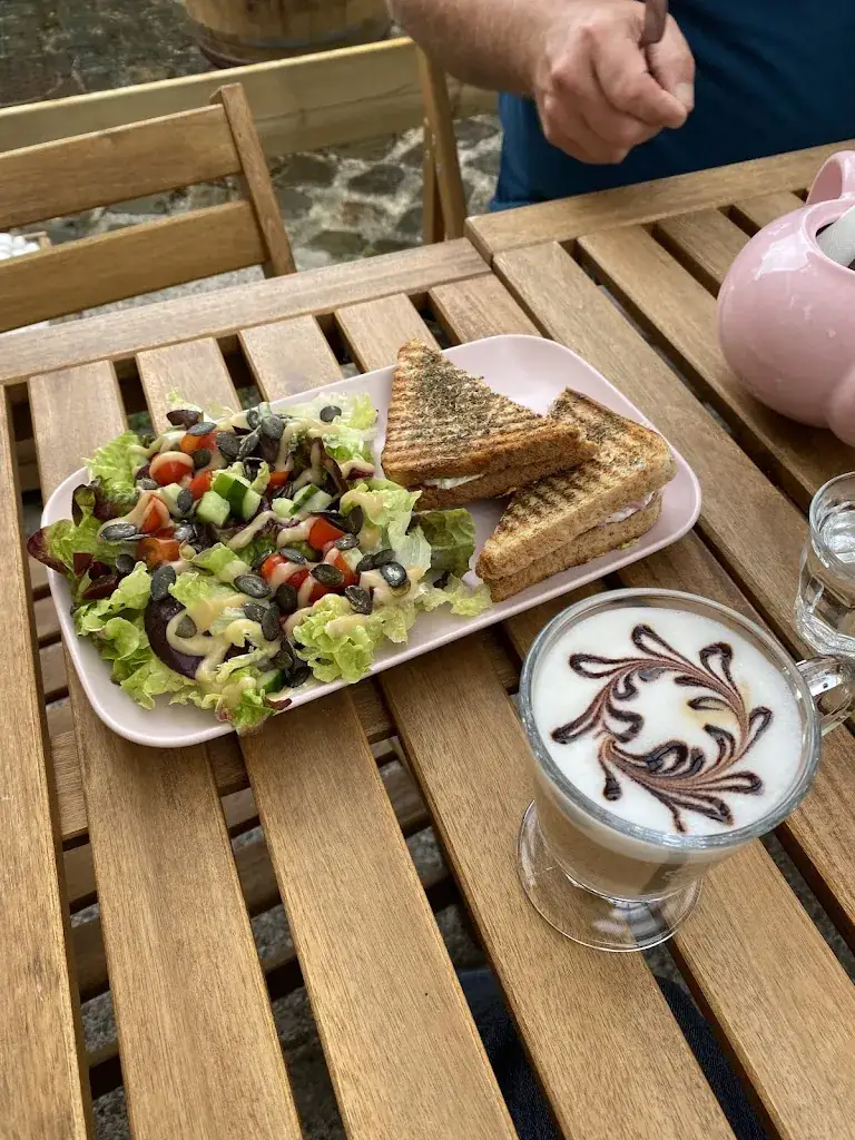 Nicole Decker_Chez Tess_Saint-Vivien-de-Médoc_recensione