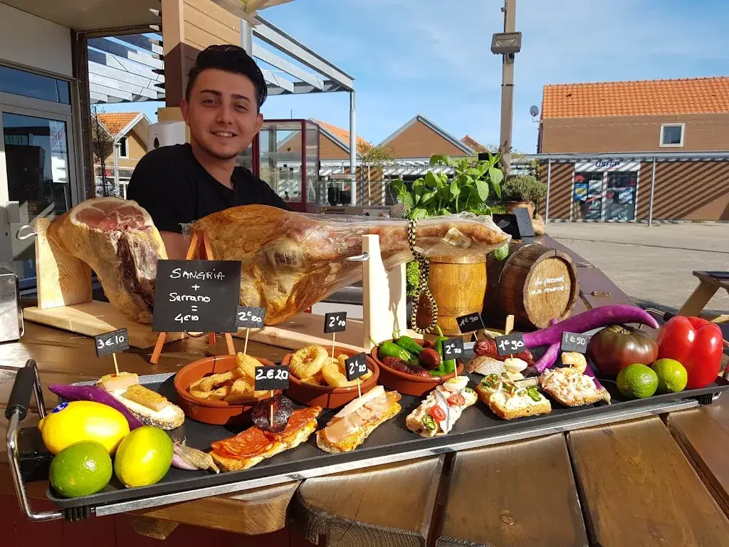 Le Grand Buffet de la Bodeguita_Saint-Vivien-de-Médoc_slider_image_3
