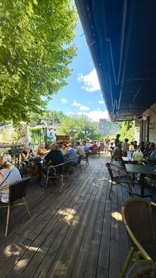 Lõ Castel restaurant in Largentière