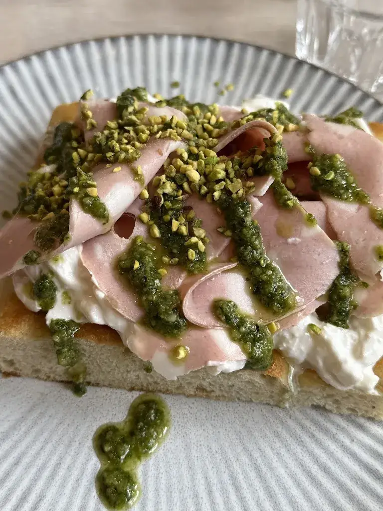 Café Sospeso_Saint-Vincent-de-Tyrosse_slider_image_3