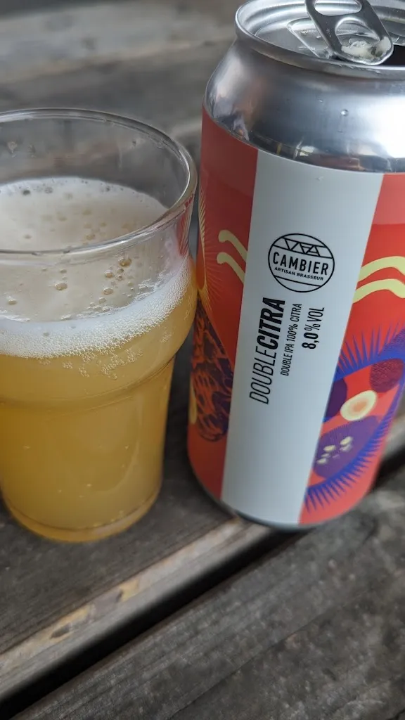 Christine Lanusse_La capsule cave, bar et grossiste_Saint-Vincent-de-Tyrosse_review